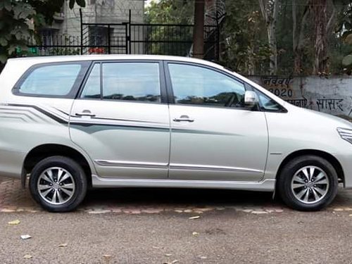 2015 Toyota Innova for sale in New Delhi