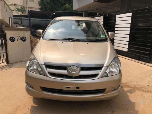 Toyota Innova 2.5 G4 8 STR, 2009, Diesel MT in Chennai