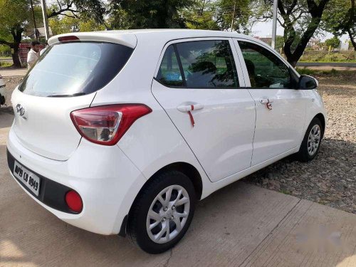 Hyundai Grand i10 Magna 2018 MT for sale in Ujjain