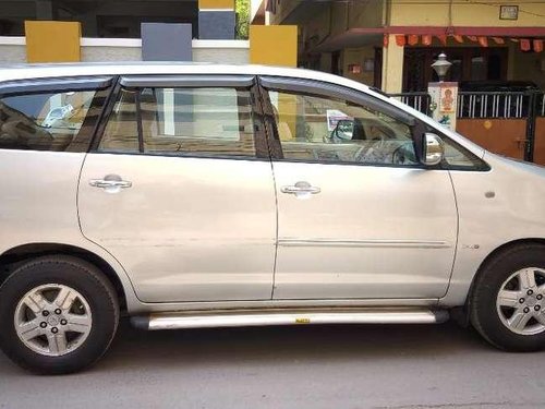 Toyota Innova 2.0 VX 7 STR BS-IV, 2005, Diesel MT in Hyderabad