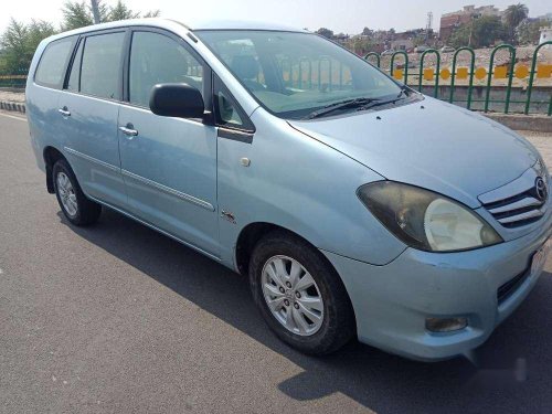 Toyota Innova 2.0 VX 7 STR BS-IV, 2010, Diesel MT in Aliganj