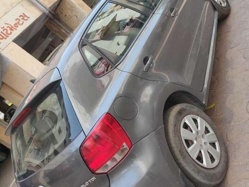 Volkswagen Polo Comfortline Diesel, 2012, Diesel MT in Ahmedabad