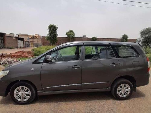 2014 Toyota Innova MT for sale in Hisar