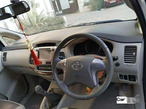 2014 Toyota Innova 2.5 VX 7 STR MT for sale in Hyderabad