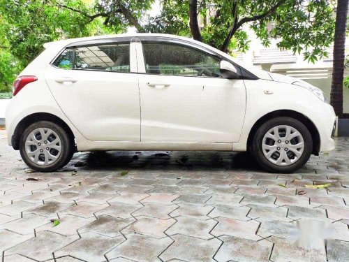 Hyundai Grand I10 Magna Automatic, 2016, Petrol AT in Kochi