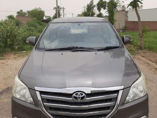 2014 Toyota Innova MT for sale in Hisar