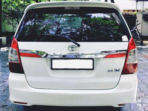 Toyota Innova 2014 MT for sale in Kochi