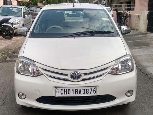 Toyota Etios Liva GD SP, 2013, Diesel MT in Chandigarh