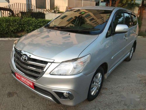 Toyota Innova 2.5 VX 8 STR 2013 MT for sale in Ludhiana