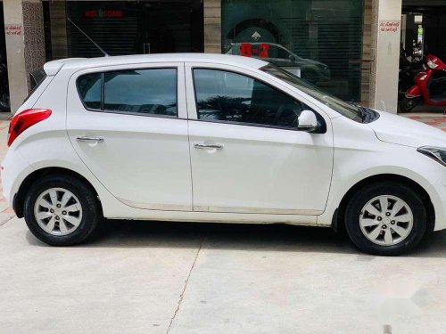 Used Hyundai i20 Asta 1.2 2014 MT for sale in Surat 