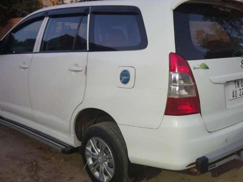 Toyota Innova 2.5 GX 8 STR BS-IV, 2013, Diesel MT in Chennai