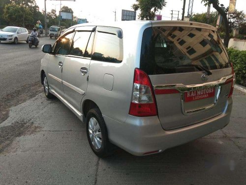 Toyota Innova 2.5 VX 8 STR 2013 MT for sale in Ludhiana