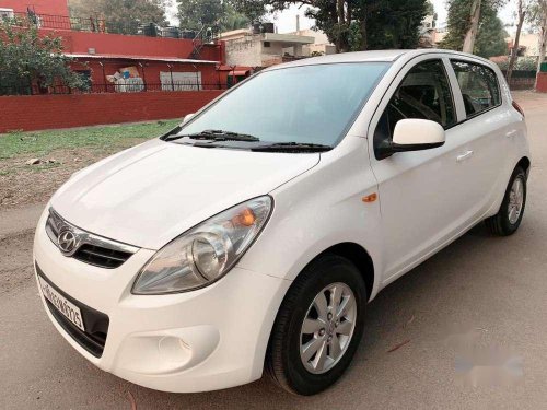 Hyundai i20 Magna 2011 MT for sale in Chandigarh