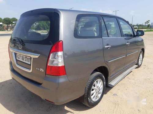 2013 Toyota Innova MT for sale in Ahmedabad