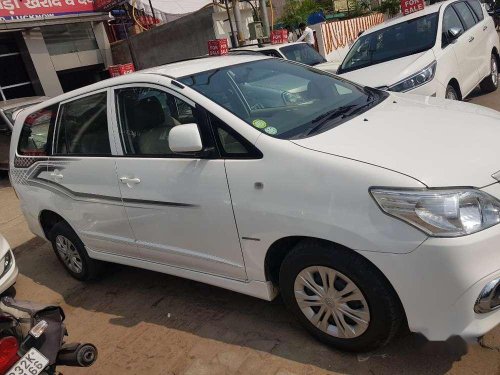 2014 Toyota Innova MT for sale in Lucknow