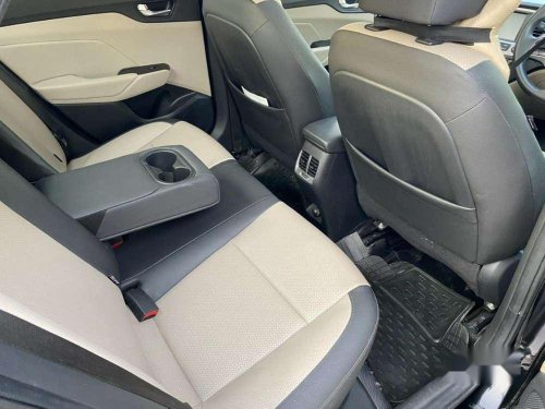 Hyundai Verna Fluidic 1.6 CRDi SX Opt, 2019, Diesel MT in Ahmedabad