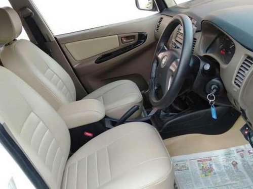 2015 Toyota Innova 2.5 G4 8 STR MT in Coimbatore