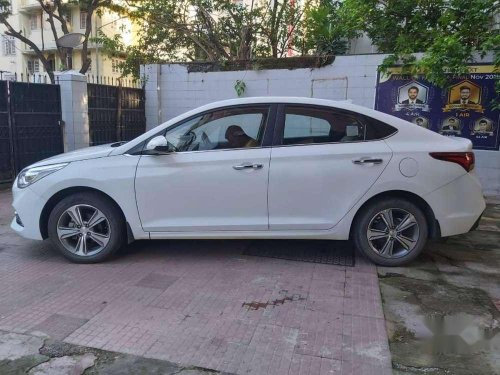 Hyundai Fluidic Verna 2017 MT for sale in Mumbai