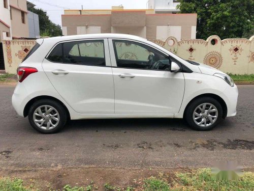 Used Hyundai Grand i10 Sportz 2018 MT for sale in Vadodara