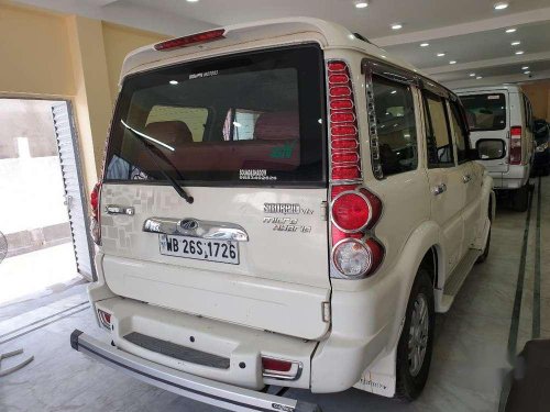 Used 2013 Mahindra Scorpio VLX MT for sale in Kolkata