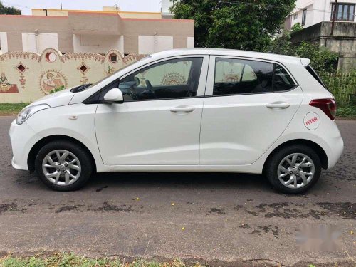 Used Hyundai Grand i10 Sportz 2018 MT for sale in Vadodara