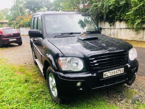 Used 2009 Mahindra Scorpio VLX MT for sale in Kochi