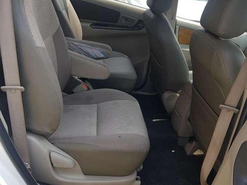 2014 Toyota Innova MT for sale in Lucknow