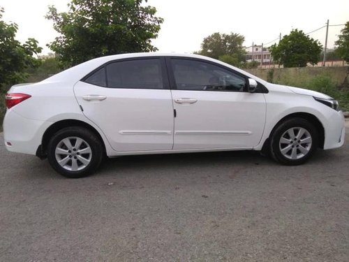 Used Toyota Corolla Altis 2014 MT for sale in New Delhi