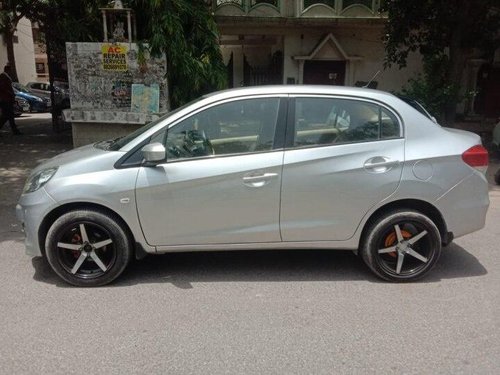 Used 2013 Honda Amaze MT for sale in New Delhi