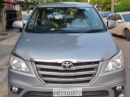 Toyota Innova 2.5 VX 8 STR 2015 MT for sale in Chandigarh