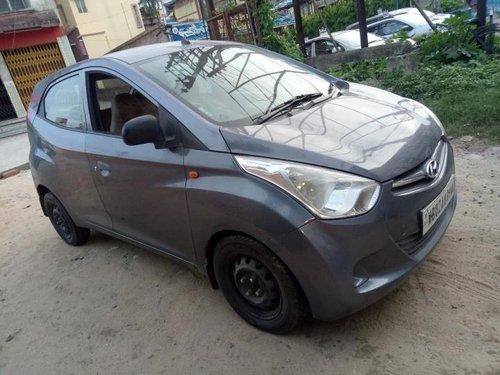 Hyundai EON Magna Plus 2012 MT in Kolkata 