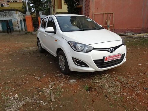 Hyundai i20 Magna 1.4 CRDi 2013 MT for sale in Kolkata 