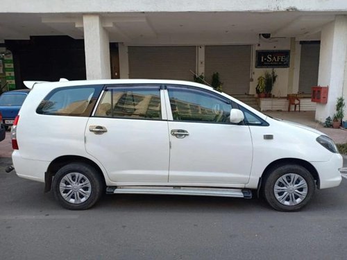 Toyota Innova 2.5 G4 Diesel 8-seater 2009 MT for sale in Mumbai