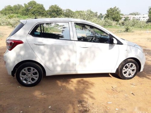 Hyundai Grand i10 2014 MT for sale in Ahmedabad 