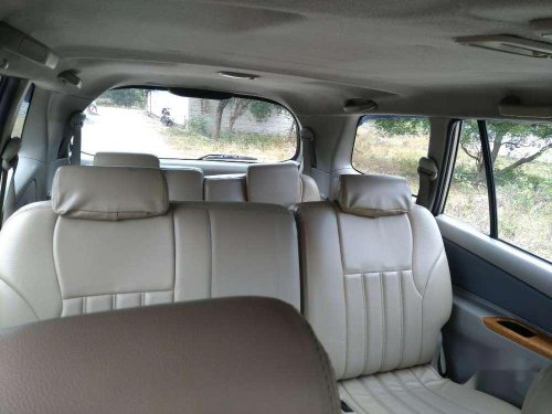 Used Toyota Innova 2.5 VX BS IV 8 STR, 2011, MT in Pondicherry 