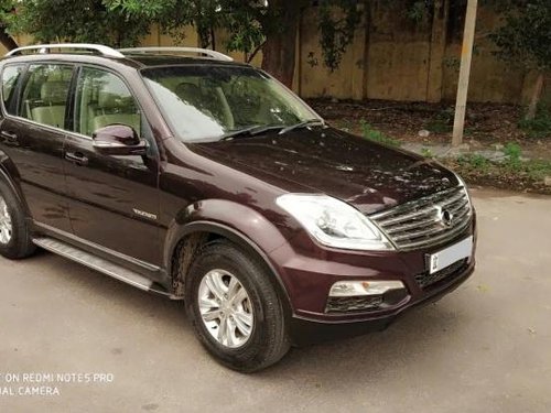 Used Mahindra Ssangyong Rexton RX6 2014 MT for sale in New Delhi