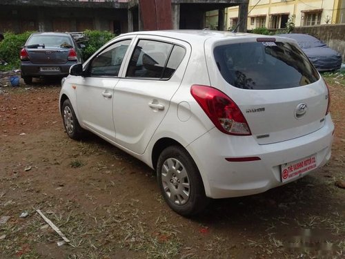 Hyundai i20 Magna 1.4 CRDi 2013 MT for sale in Kolkata 