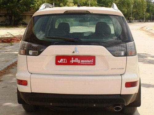 Used 2010 Mitsubishi Outlander 2.4 AT in Ahmedabad 