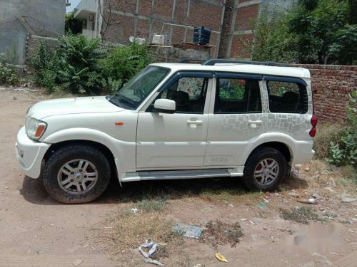 Used 2013 Mahindra Scorpio MT for sale in Gurgaon