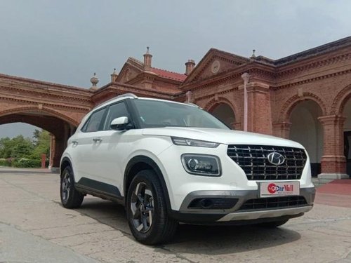Used 2019 Hyundai Venue MT for sale in Agra 