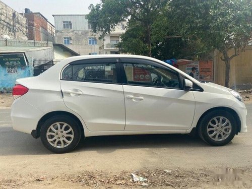 Used Honda Amaze 2015 AT for sale in Noida