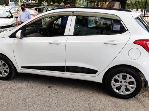 Used Hyundai Grand i10 Sportz 2016 MT for sale in New Delhi