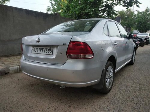 Volkswagen Vento Diesel Highline 2015 MT in Ahmedabad 