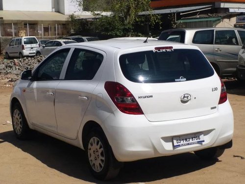 Hyundai i20 1.2 Magna 2011 MT for sale in Ahmedabad 