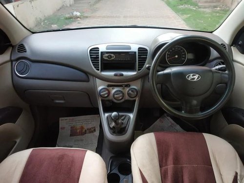 Used Hyundai i10 Magna 2011 MT for sale in Ahmedabad 