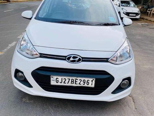 Hyundai Grand i10 Magna 2016 MT in Ahmedabad 