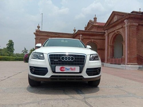 Used 2011 Audi Q5 AT for sale in Agra 