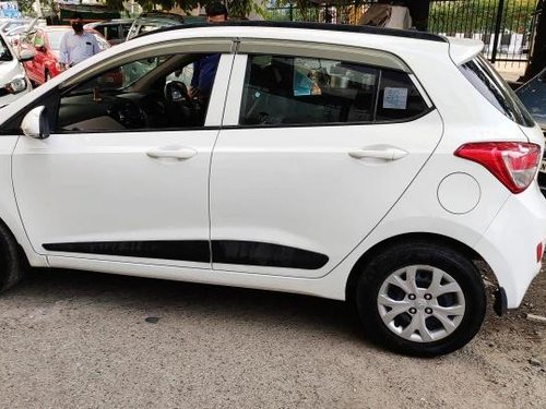 Used Hyundai Grand i10 Sportz 2016 MT for sale in New Delhi