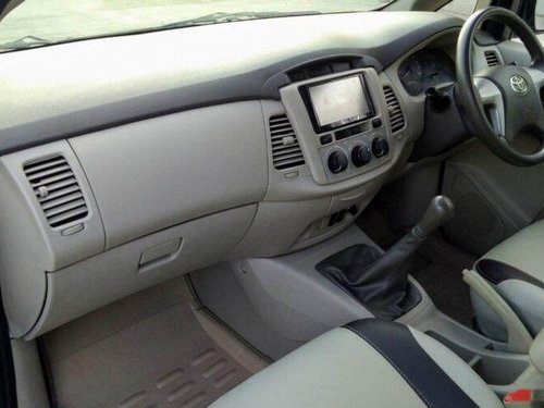 Toyota Innova 2.5 GX (Diesel) 8 Seater 2013 MT in Ahmedabad 