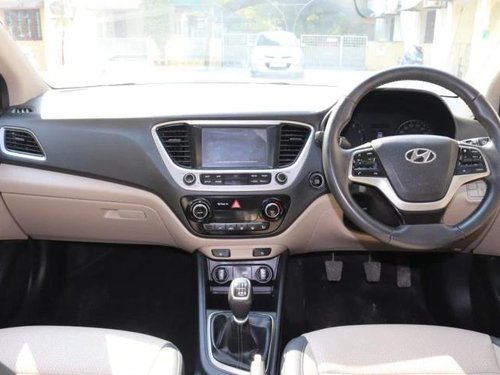 Hyundai Verna 1.6 VTVT SX Option 2018 MT for sale in Ahmedabad 